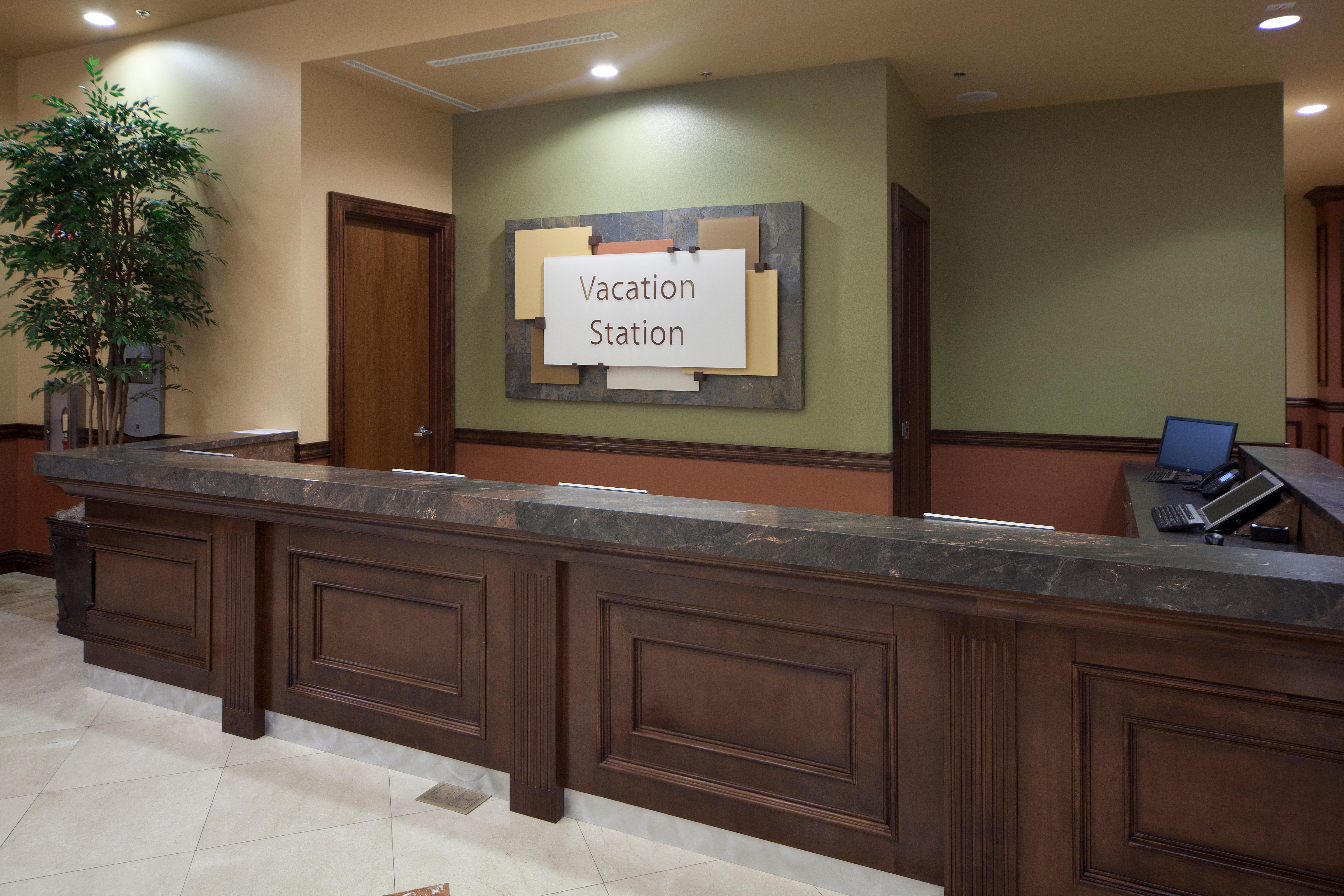 Holiday Inn Club Vacations At Desert Club Resort Лас Вегас Екстериор снимка